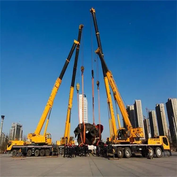 万年吊集装箱的吊车多少钱